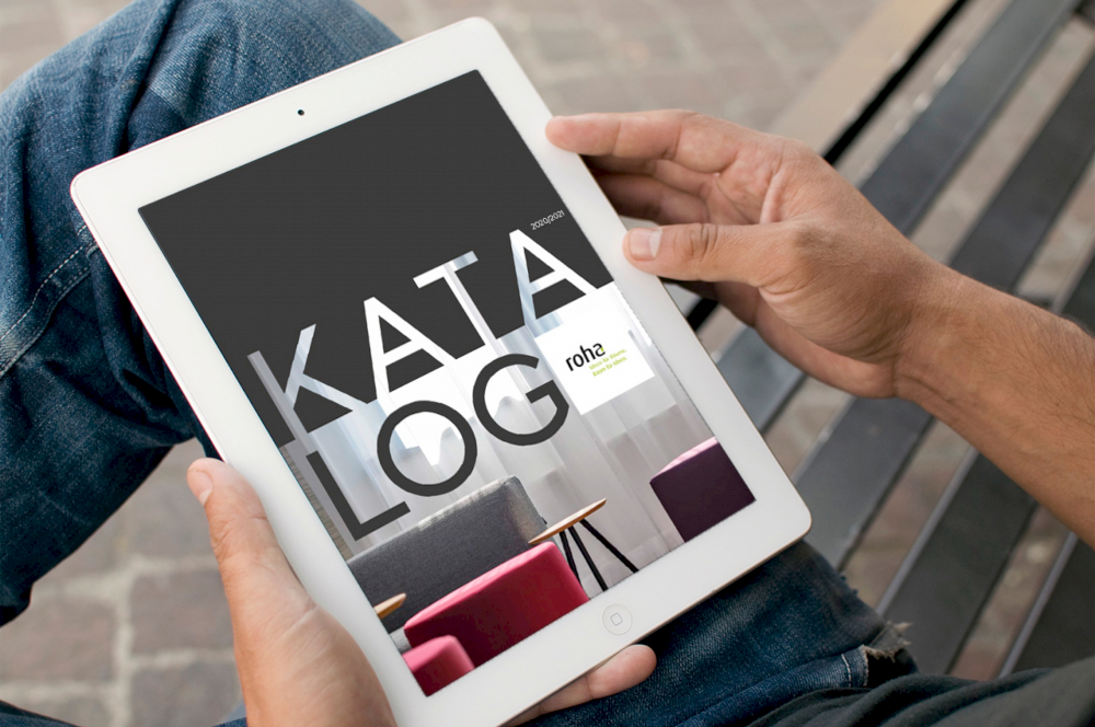 typneun Referenz: Online Katalog der roha GmbH auf einem Tablett