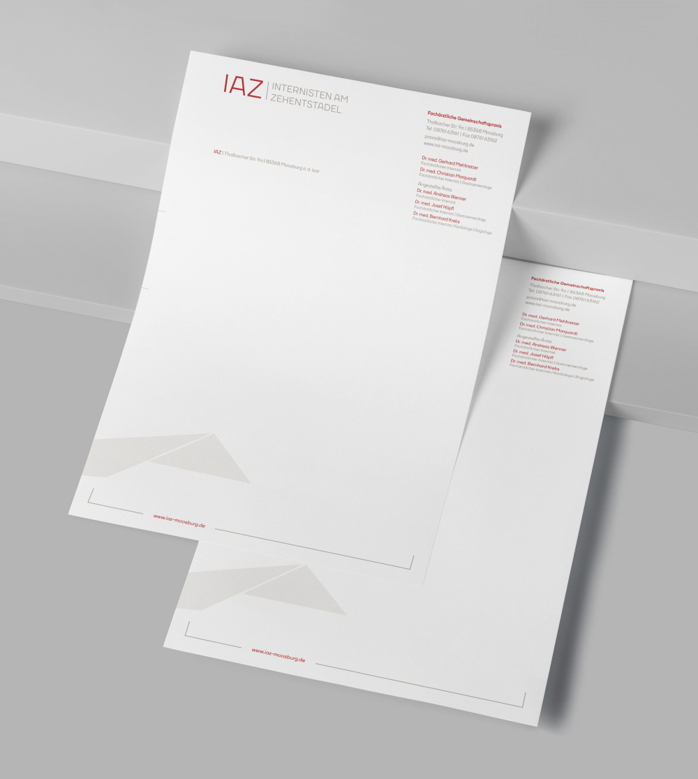typneun Printdesign auf Briefbögen mit Logo von Internisten am Zehenstadel