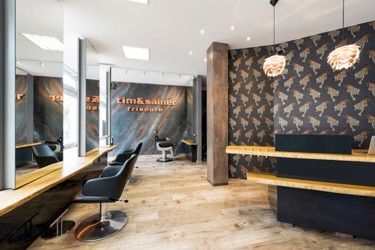 Fotografie des Friseur Salons bei Tim + Sainer Friseure