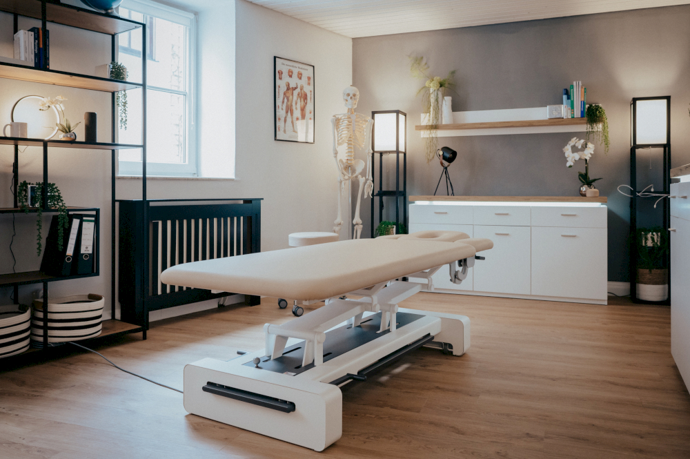 Fotografie der Behandlungsräume in der Praxis von Ludwig Haas Osteopathie & Chiropraktik in Freising
